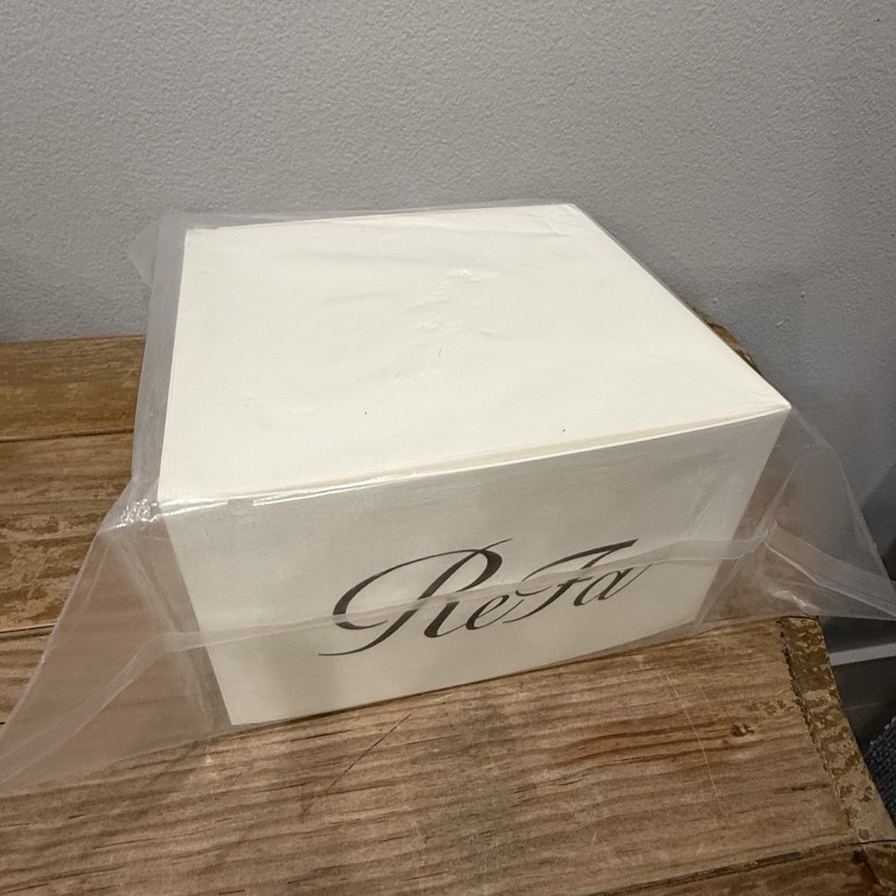ReFa BEAUTECH DRYER SMART Clear Acrylic Stand Holder STAND ONLY